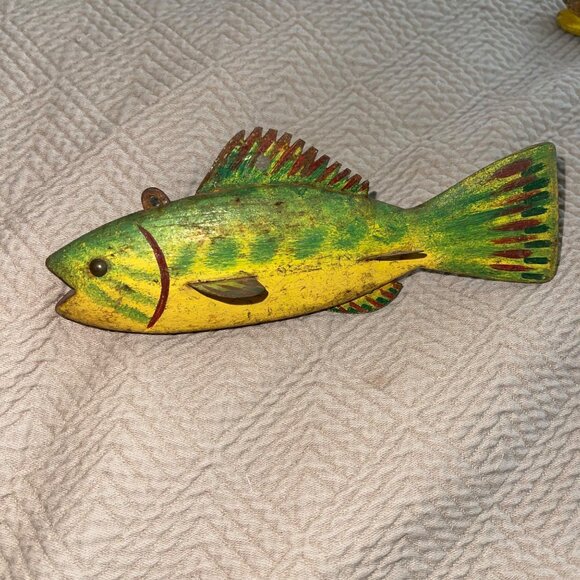 Vintage Folk Art Fishing Decoys Collectible Decor Set of 5 - Picture 14 of 14